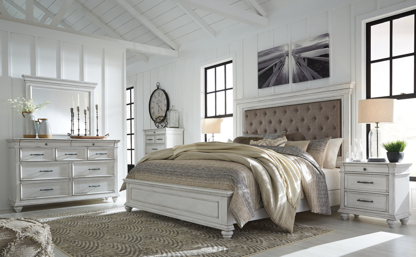 Kanwyn  Panel Bed