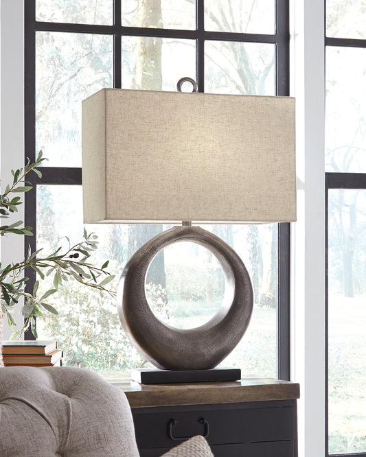 Saria Metal Table Lamp (1/CN)